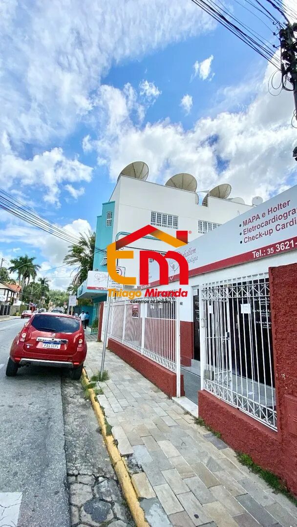 Foto 2 de Casa comercial de 256 m² para alugar no Centro, Itajubá-MG