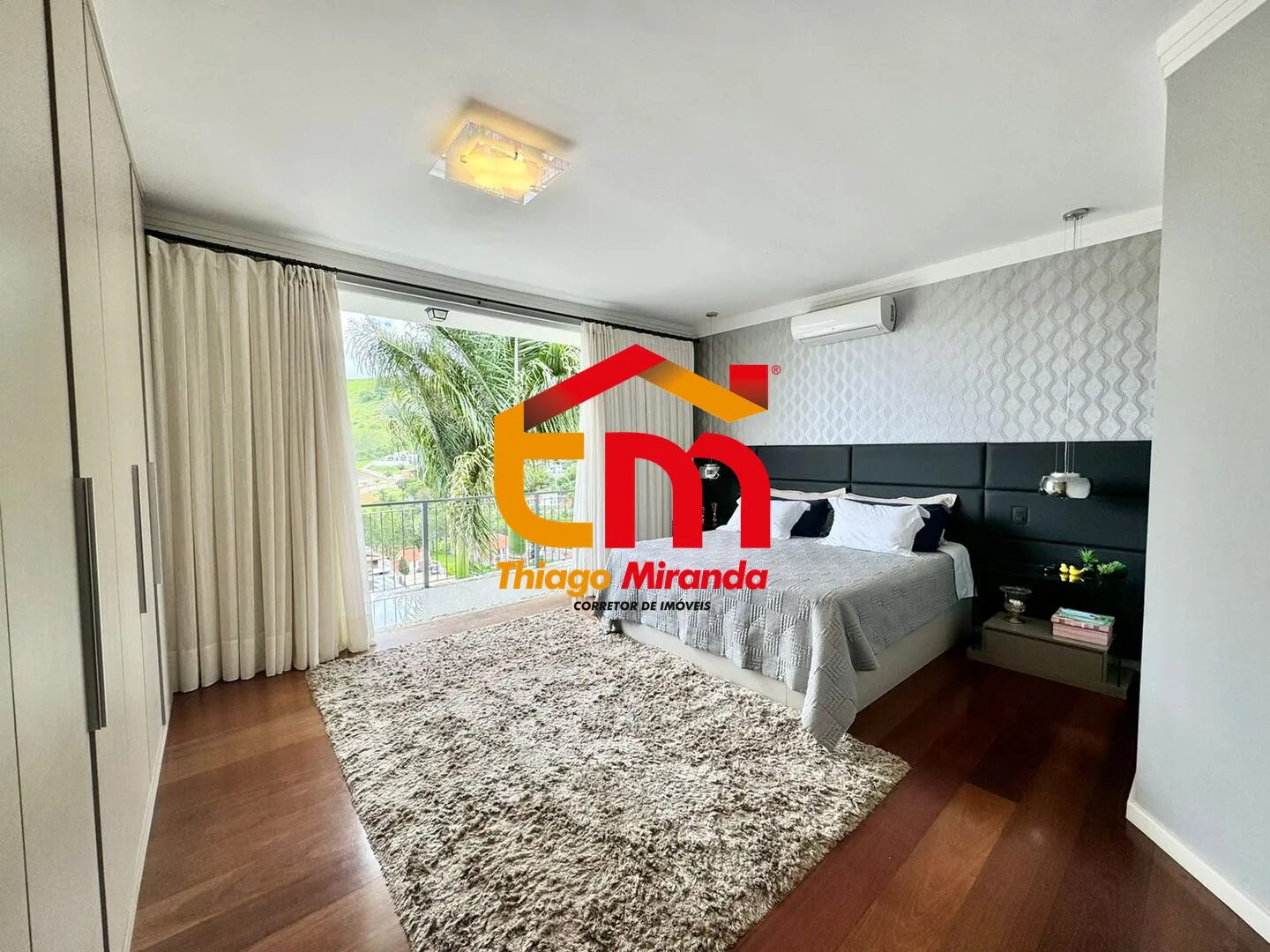 Foto 5 de Casa de 4 quartos no Pinheirinho, 551 m²