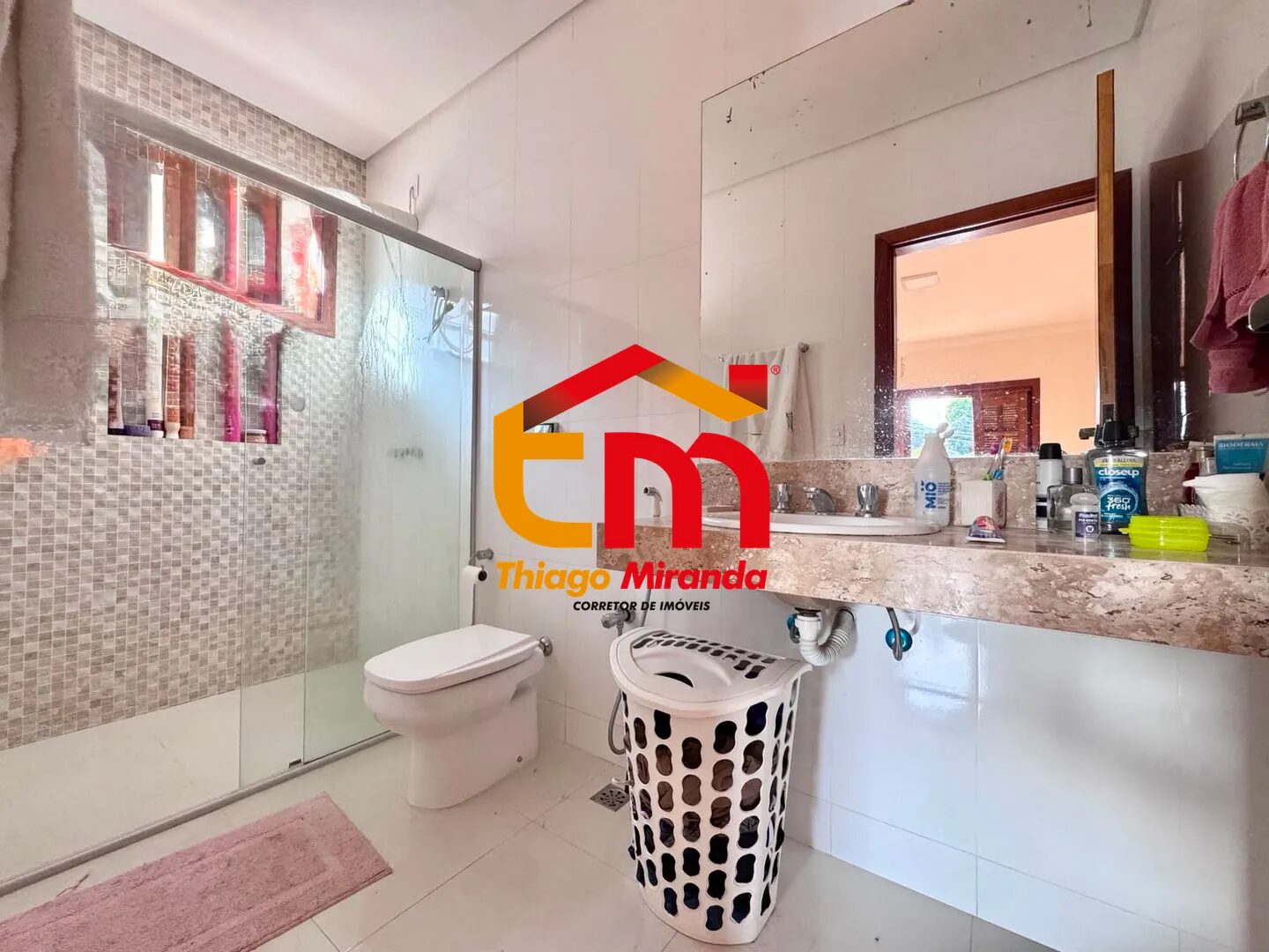 Foto 6 de Sobrado de 3 quartos no Morro Chic, 275 m²