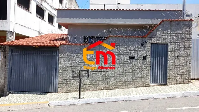 Foto 1 de Casa de 3 quartos no Morro Chic, 140 m²