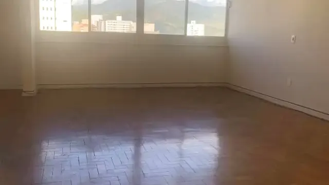 Foto 1 de Três quartos e uma vaga no Centro